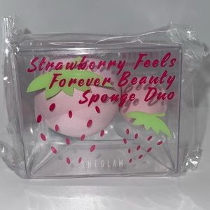 🌺🦋$Free ~ Makeup Sponge Duo ~ Strawberry Fields Forever Beauty ~ Sheglam ~ NEW